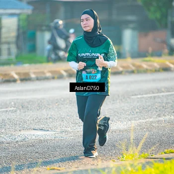 Runner Photo 6006342