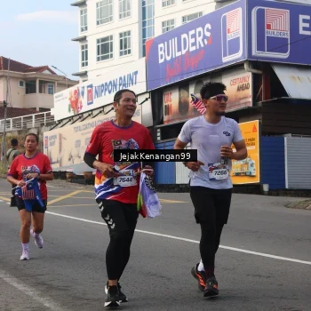 Runner Photo 6006348
