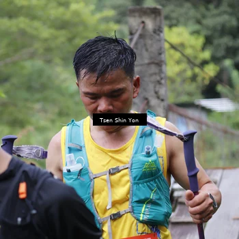 Runner Photo 60064