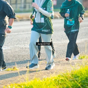 Runner Photo 6006654