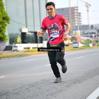 Runner Photo 6006658
