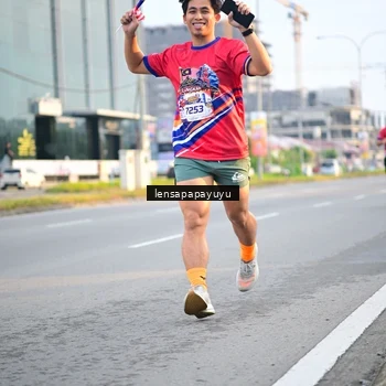 Runner Photo 6006659