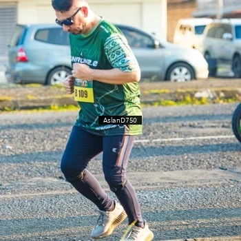 Runner Photo 6006669