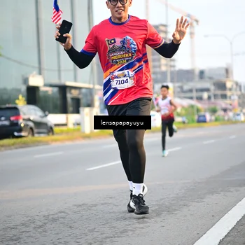 Runner Photo 6006674