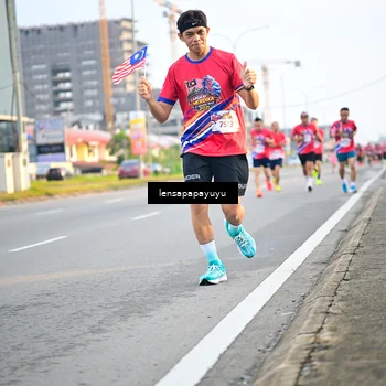 Runner Photo 6006679