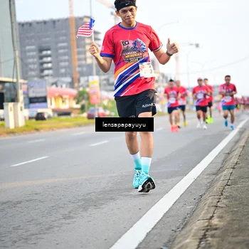 Runner Photo 6006682