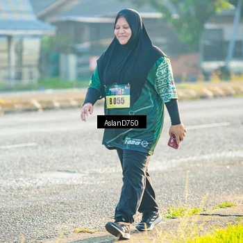 Runner Photo 6006700