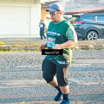 Runner Photo 6006701