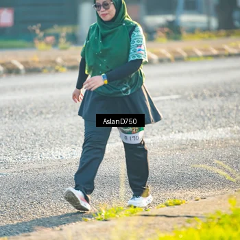 Runner Photo 6006716