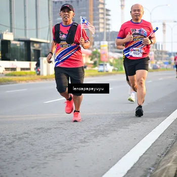 Runner Photo 6006733