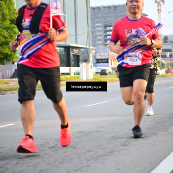 Runner Photo 6006738