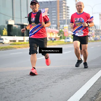Runner Photo 6006739