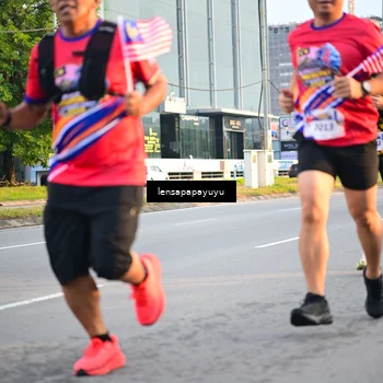 Runner Photo 6006740