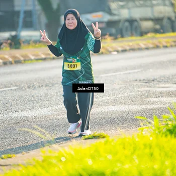 Runner Photo 6006750