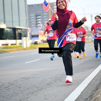 Runner Photo 6006771