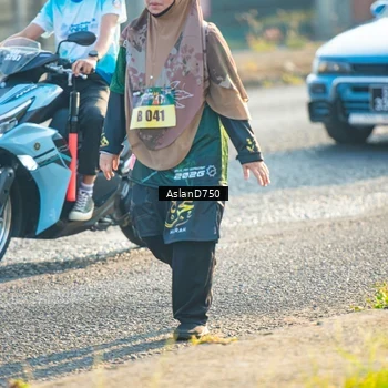 Runner Photo 6006794