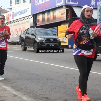 Runner Photo 6006795