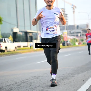 Runner Photo 6006800
