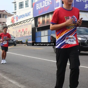 Runner Photo 6006818