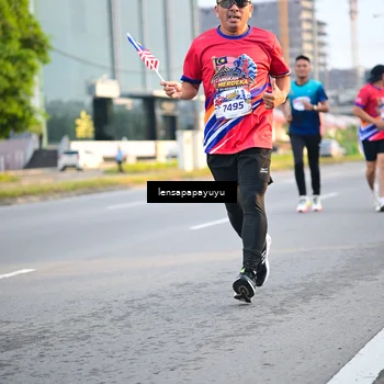 Runner Photo 6006826