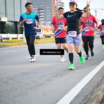Runner Photo 6006838