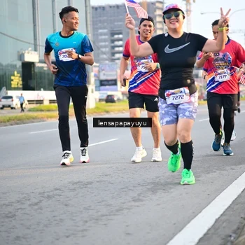 Runner Photo 6006858