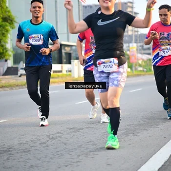 Runner Photo 6006863