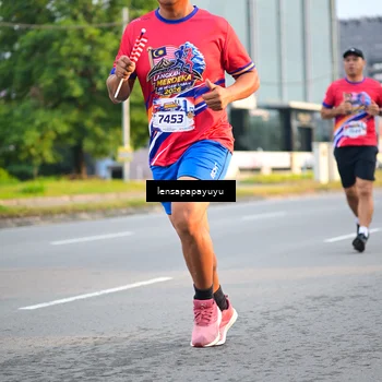 Runner Photo 6006890