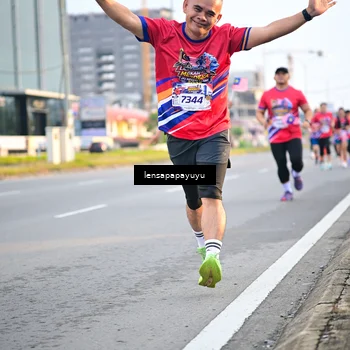 Runner Photo 6006901
