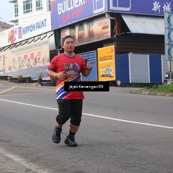 Runner Photo 6006911