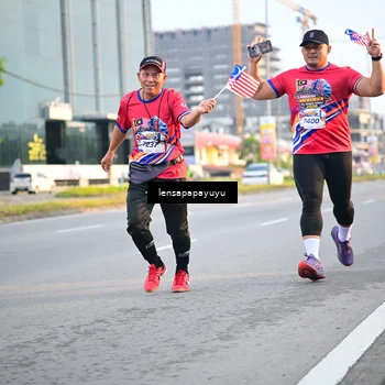 Runner Photo 6006912
