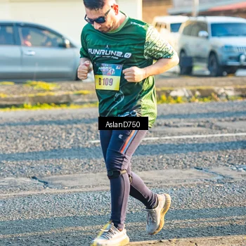 Runner Photo 6006920