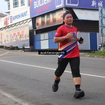 Runner Photo 6006932