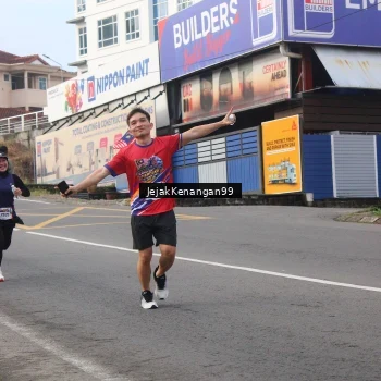 Runner Photo 6006938