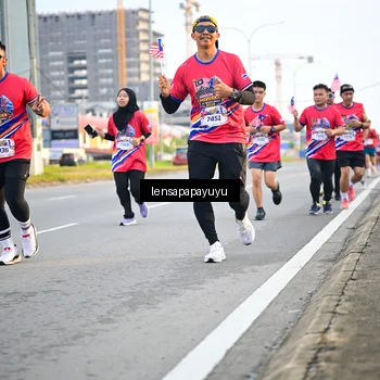 Runner Photo 6006941