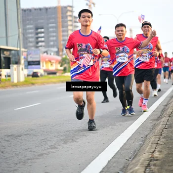 Runner Photo 6006948
