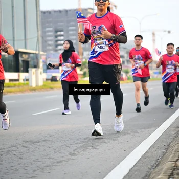 Runner Photo 6006949
