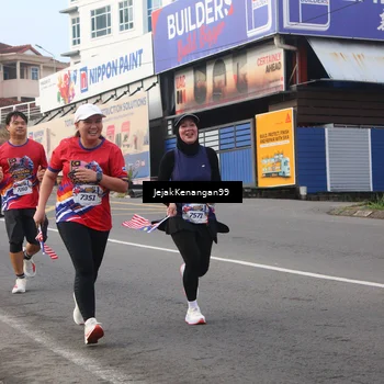 Runner Photo 6006994