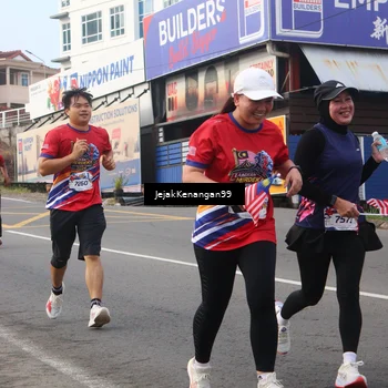 Runner Photo 6007012