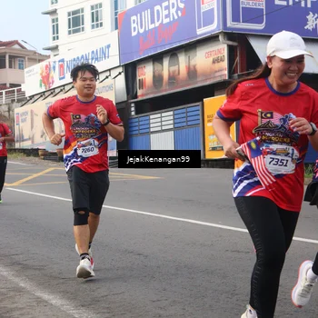 Runner Photo 6007013