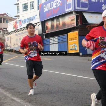 Runner Photo 6007019