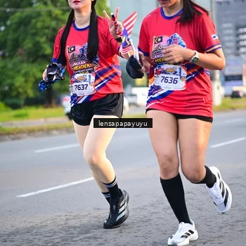 Runner Photo 6007024