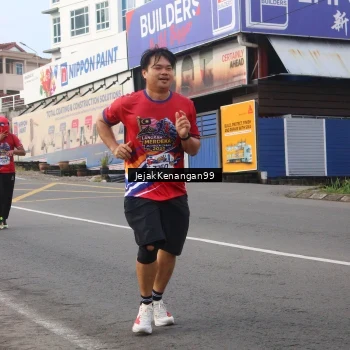 Runner Photo 6007029