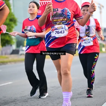 Runner Photo 6007037