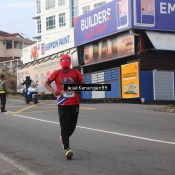 Runner Photo 6007044
