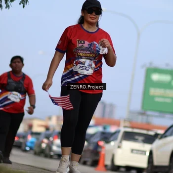 Runner Photo 6007055