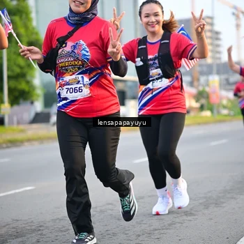 Runner Photo 6007057