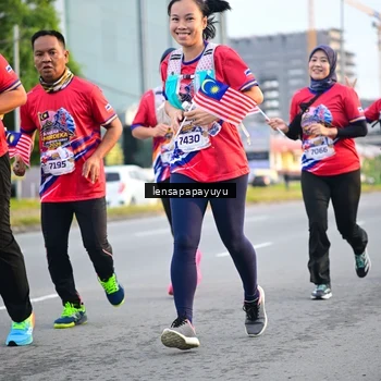 Runner Photo 6007058