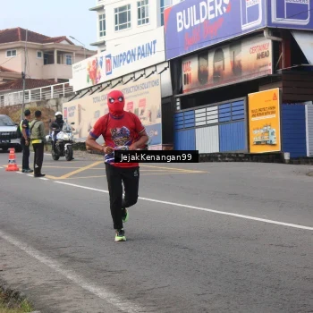 Runner Photo 6007060