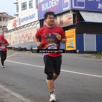 Runner Photo 6007063